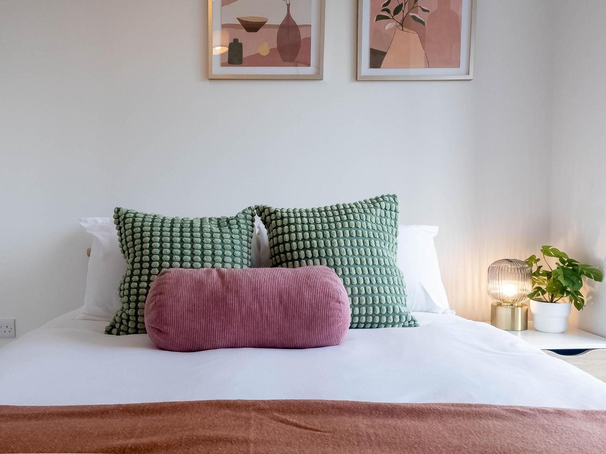 Leeds Haven Niche 1 2 Bedroom Apartments With Cityscape Views By Belvilla Exteriör bild